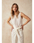 Estilo Emporio Cora Top - LUXAMORE -Top-Estilo Emporio Cora Top 100% is a versatile addition to elevate your wardrobe essentials a scoop neck and rounded hemline. Shop Estilo Emporio Tops at Luxamore.