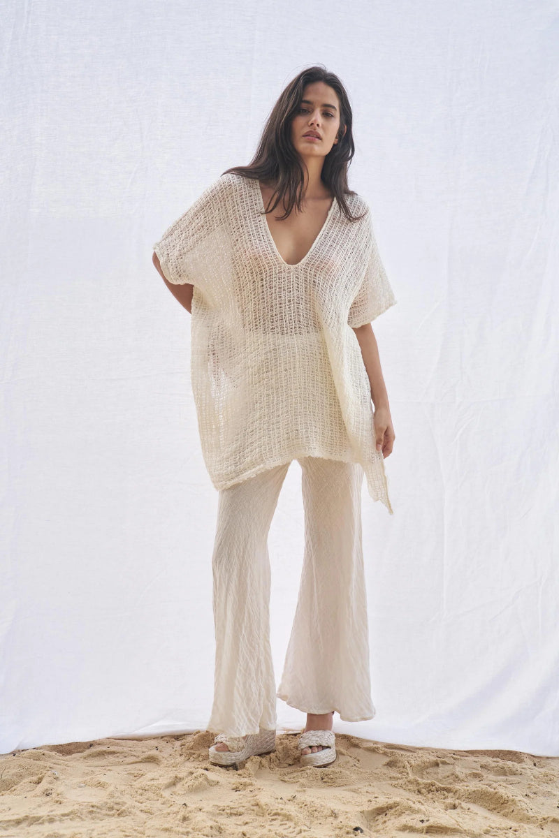 Woman Wearing Estilo Emporio Cuadra Top + Dress Cestino Panna - Dress LUXAMORE