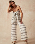 Estilo Emporio Indies Mini Pareo - Monochroma - LUXAMORE -Scarf-Estilo Emporio Indies Mini Pareo the must-have Summer accessory, the Indies Mini Pareo. Shop the Estilo Emporio Mini Pareo from Luxamore 100% Italian Linen.