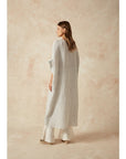 Woman Wearing Estilo Emporio La Vista Linen Dress - Binario - Dress LUXAMORE