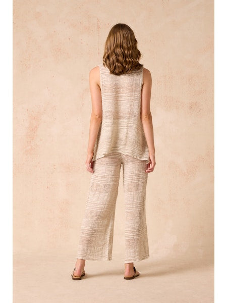 Woman Wearing Estilo Emporio Mini Emilio Top - Tosca - Top LUXAMORE