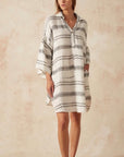 Woman Wearing Estilo Emporio Siesta Mini Linen Dress - Lyla - Dress LUXAMORE