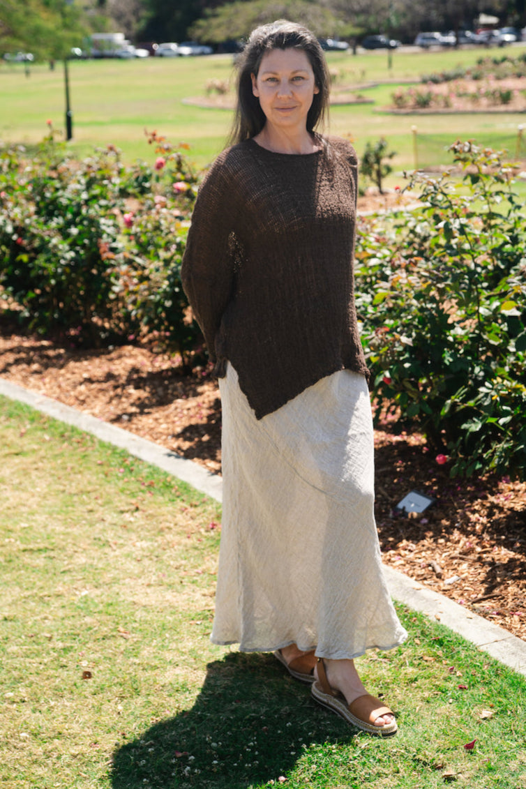 Woman Wearing Exclusive: Estilo Emporio Element Skirt - Brasile Natural - Skirts LUXAMORE