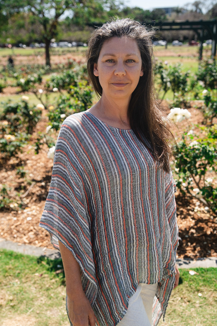 Woman Wearing Exclusive: Estilo Emporio Parla Top - Bolegna - Tops LUXAMORE