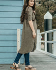 Woman Wearing La Bottega di Brunella Linen Dress Vestito Fausta Campagna - Fossil - Dress LUXAMORE