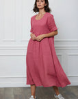 woman wearing Linen Dress Maxi Made in Italy Fuchsia LUXAMORE