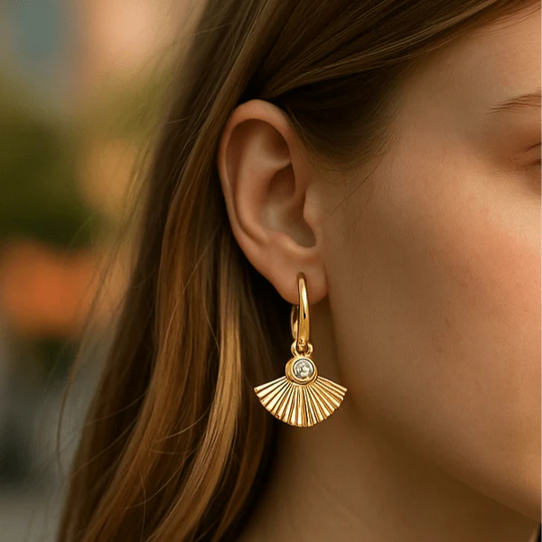 Woman Wearing Orna Curio Fan Mail Gold Earrings - Earings LUXAMORE