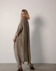 La Bottega di Brunella Spolverino Spice Linen coat - Campagna - Natural worn by model sustainably made in italy AW26 LUXAMORE
