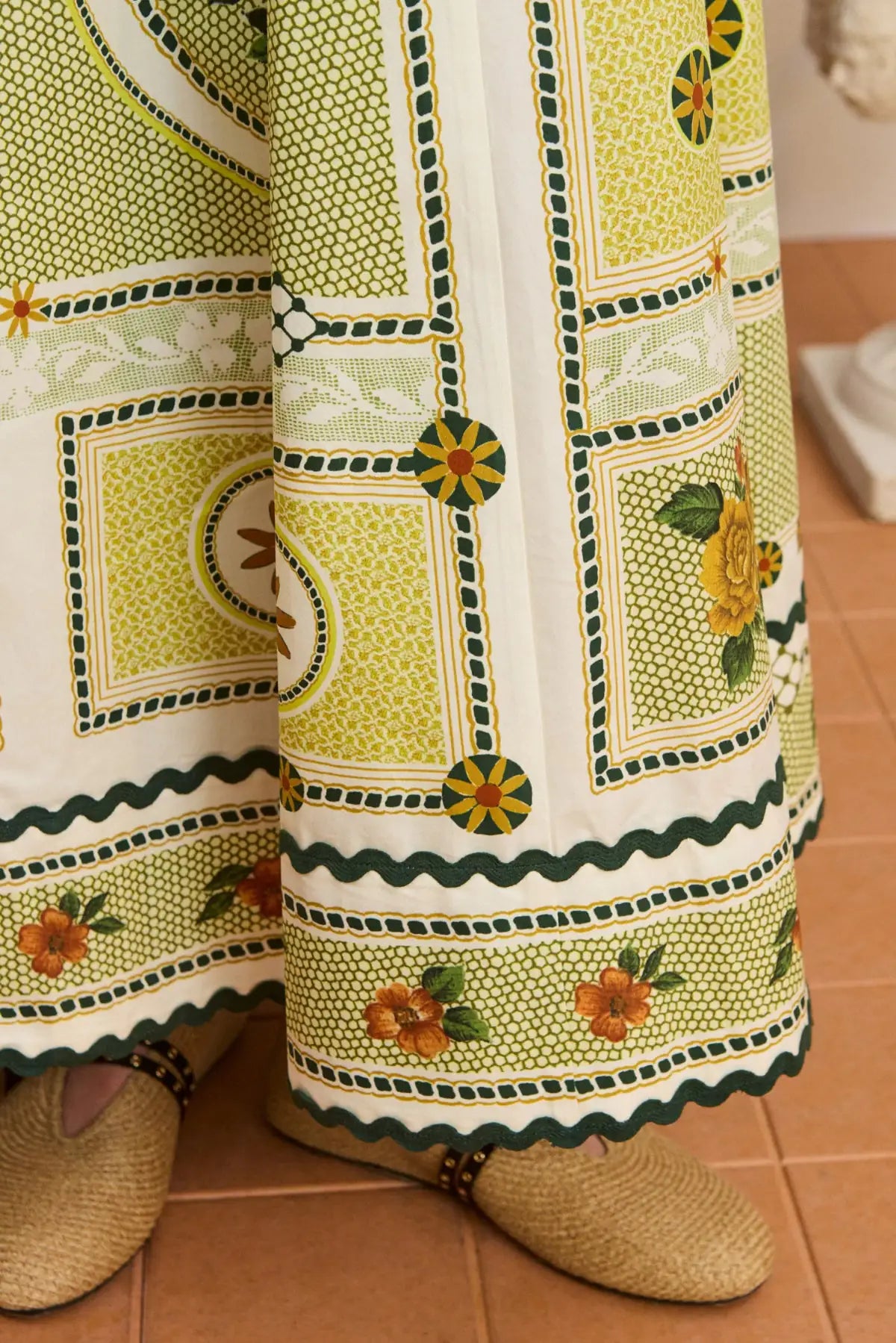 Alemais Sustainable Florence-Shirt close up worn by model LUXAMORE
