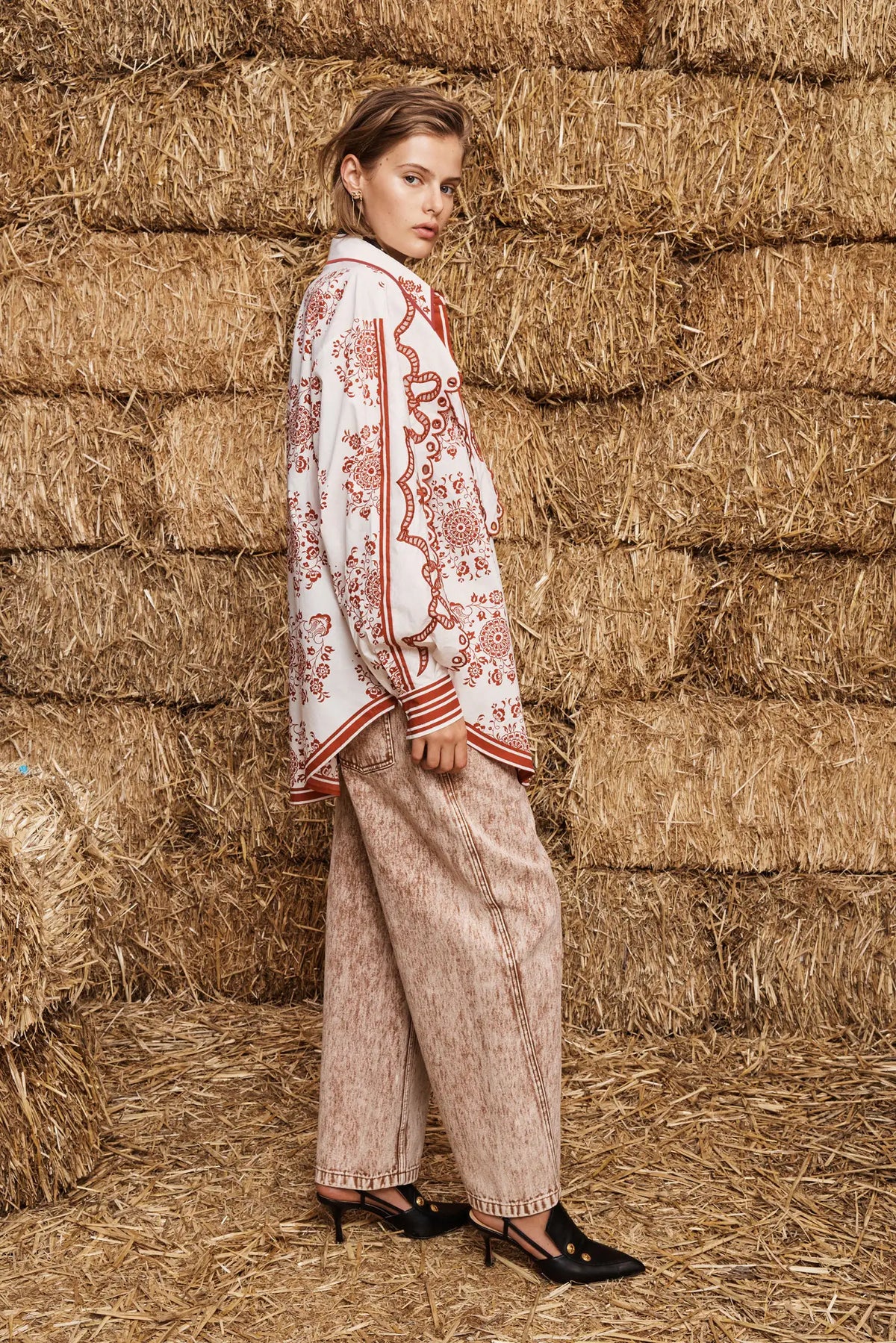 Alemais Sustainable Florence-Shirt close up worn by model LUXAMORE