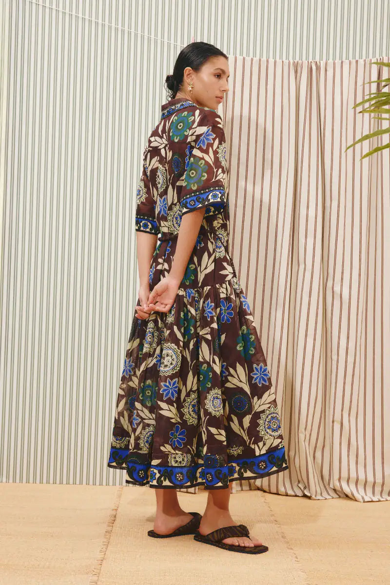 ALÉMAIS Jasper Shirtdress in Chocolate fluid summer shirt dress styling. LUXAMORE