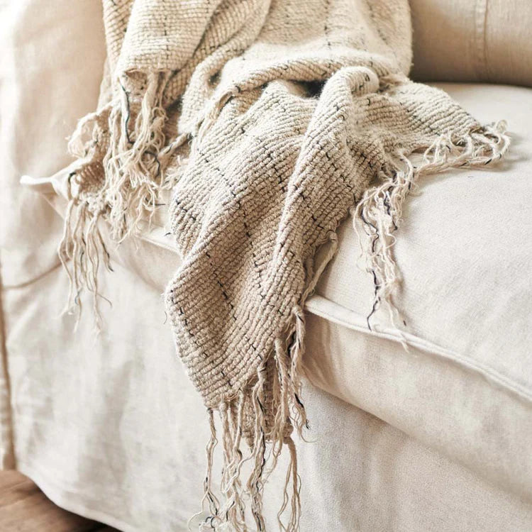 Eadie Lifestyle Mayla Linen Throw Natural - LUXAMORE -Throw-Eadie Lifestyle Mayla Linen Throw Natural oozes comfort and warmth with its divine tactility. A welcome addition to our much loved Handwoven collection.