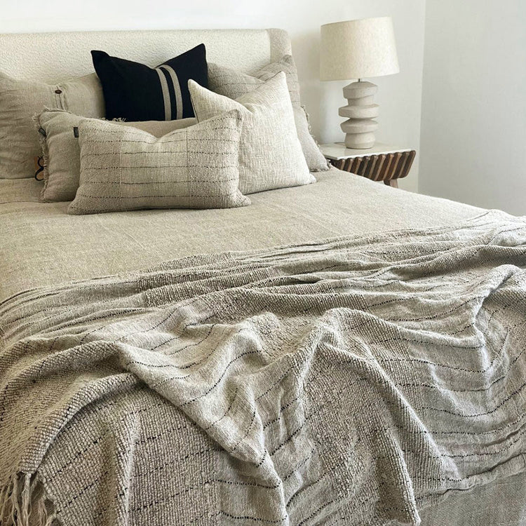Eadie Lifestyle Mayla Linen Throw Natural - LUXAMORE -Throw-Eadie Lifestyle Mayla Linen Throw Natural oozes comfort and warmth with its divine tactility. A welcome addition to our much loved Handwoven collection.