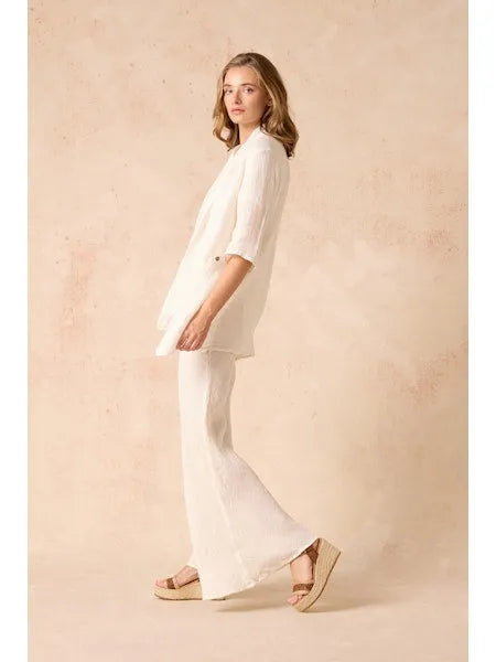 Woman Wearing Estilo Emporio Greco Top - Top LUXAMORE