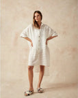 Estilo Emporio La Cota Cover Up Linen Dress worn by model in natural setting LUXAMORE 