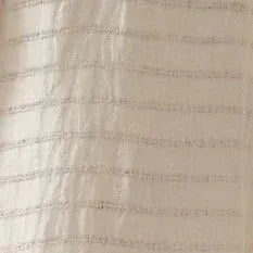 Estilo Emporio La Cota Cover Up Linen Dress worn by model in natural setting LUXAMORE 