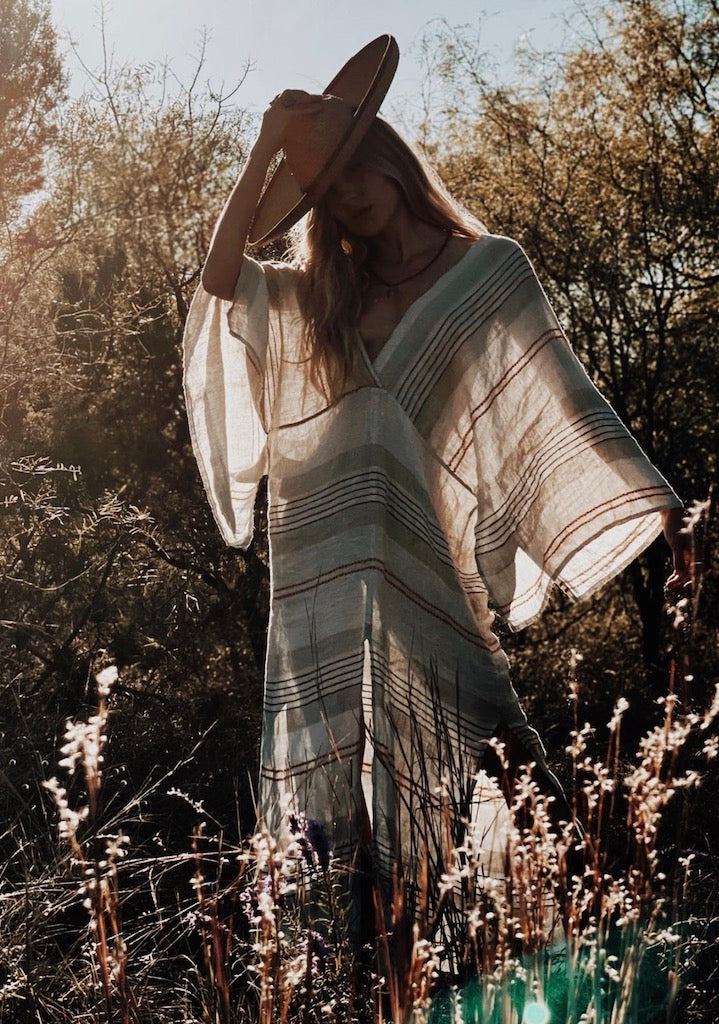 Estilo Emporio Le Robe Linen Dress - LUXAMORE -Dress-Estilo Emporio Le Robe LInen Dress Slim-fit maxi design with a plunging neckline and front slit for timeless elegance. Shop Estilo Emporio Dresses from Luxamore