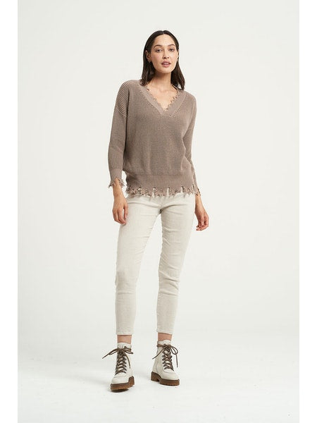Estilo Emporio Linen Stretch Pant - Natural - LUXAMORE -Pants-Estilo Emporio Linen Stretch Pant effortlessly blending comfort and sophistication, a versatile staple in the signature linen pieces. Shop Estilo Emporio Pants