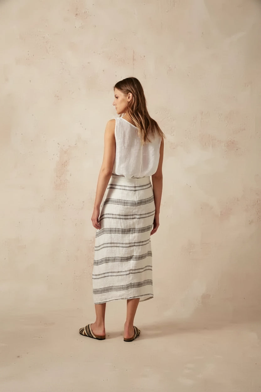 Estilo Emporio Malay Skirt - Monochroma LUXAMORE  