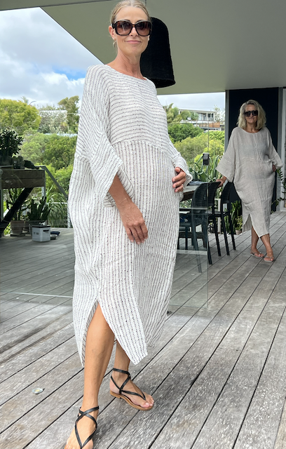 Estilo Emporio Nebbilio Linen Dress - Binario - LUXAMORE -Dress-Estilo Emporio Nebbilio Dress: 100% Positano linen, fresh Binario summer best seller. Shop Estilo Emporio Dresses Italian linen favourites from Luxamore. 