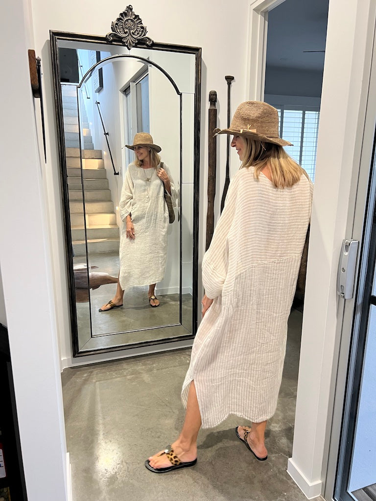Estilo Emporio Nebbilio Linen Dress - Lyla - LUXAMORE -Dress-Estilo Emporio's Nebbilio Linen Dress, a bestselling Italian-made 100% Positano linen dress. Shop Estilo Emporio dresses from Luxamore a stockist since 2016.