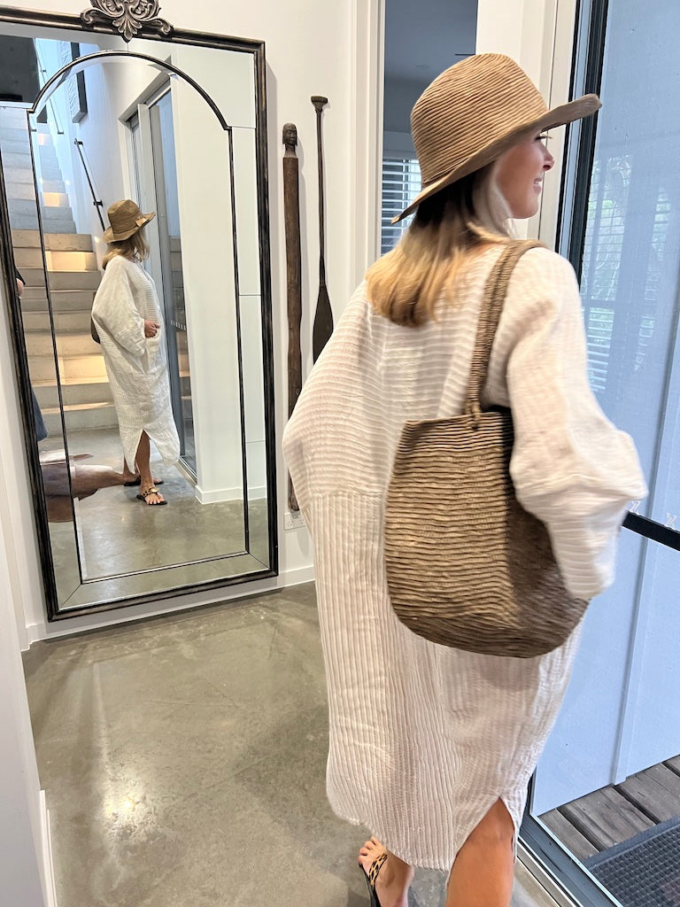 Estilo Emporio Nebbilio Linen Dress - Lyla - LUXAMORE -Dress-Estilo Emporio's Nebbilio Linen Dress, a bestselling Italian-made 100% Positano linen dress. Shop Estilo Emporio dresses from Luxamore a stockist since 2016.