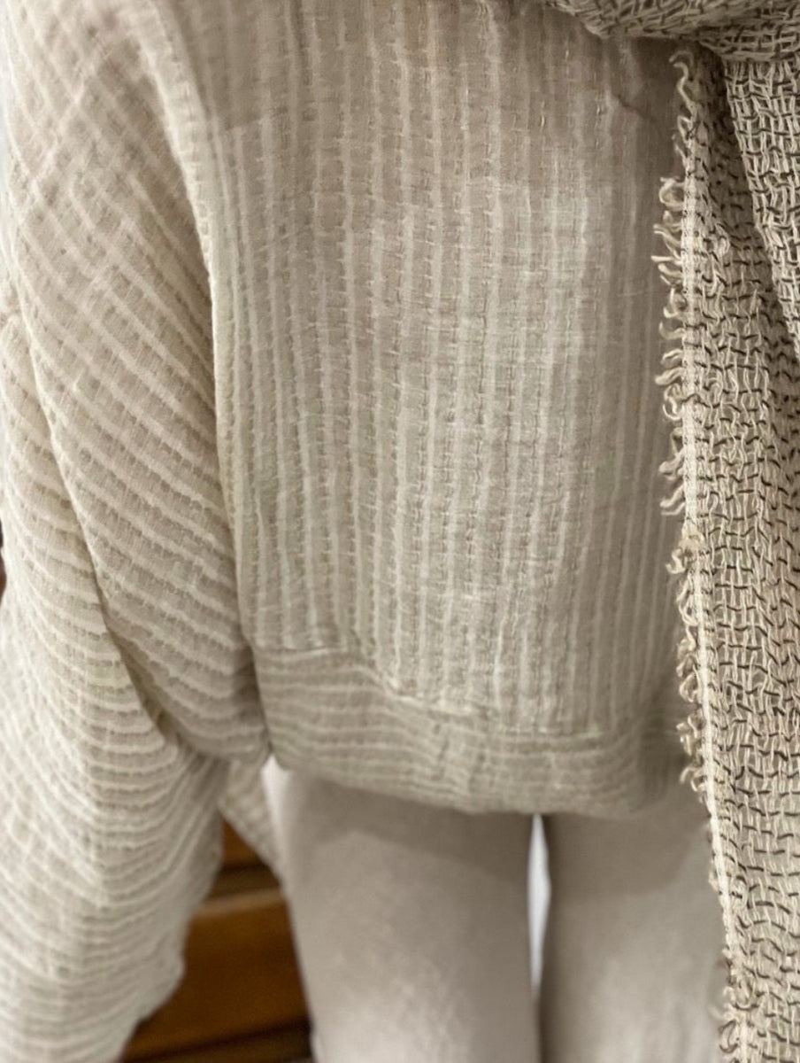 Estilo Emporio Nerano Top - LUXAMORE -Top-Estilo Emporio Italian Linen Nerano Top, made in Positano, Italy. Oversized, versatile, and sustainable for effortless elegance. Shop Estilo Emporio Tops.