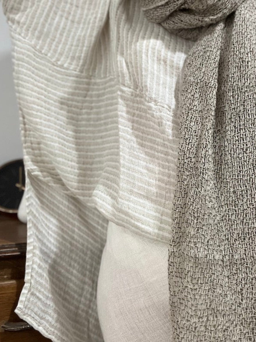 Estilo Emporio Nerano Top - LUXAMORE -Top-Estilo Emporio Italian Linen Nerano Top, made in Positano, Italy. Oversized, versatile, and sustainable for effortless elegance. Shop Estilo Emporio Tops.