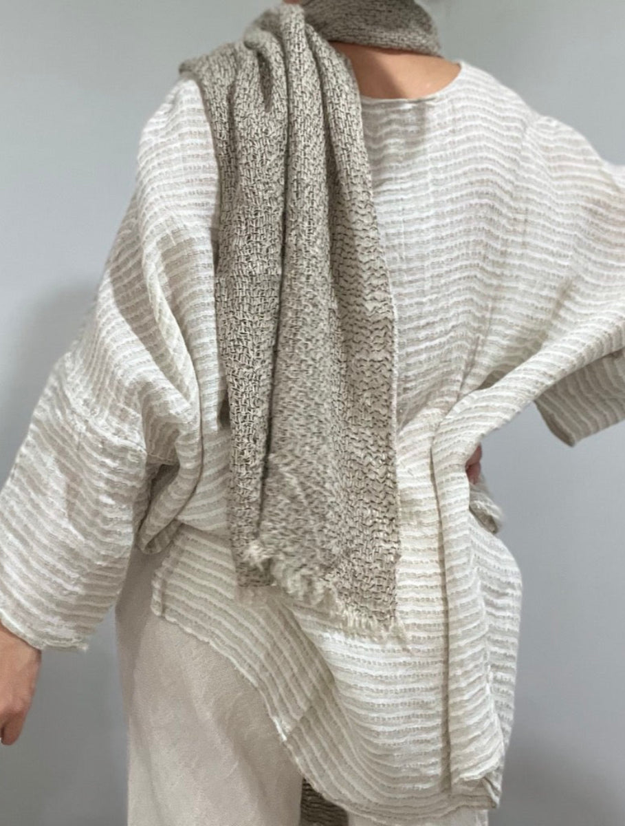 Estilo Emporio Nerano Top - LUXAMORE -Top-Estilo Emporio Italian Linen Nerano Top, made in Positano, Italy. Oversized, versatile, and sustainable for effortless elegance. Shop Estilo Emporio Tops.