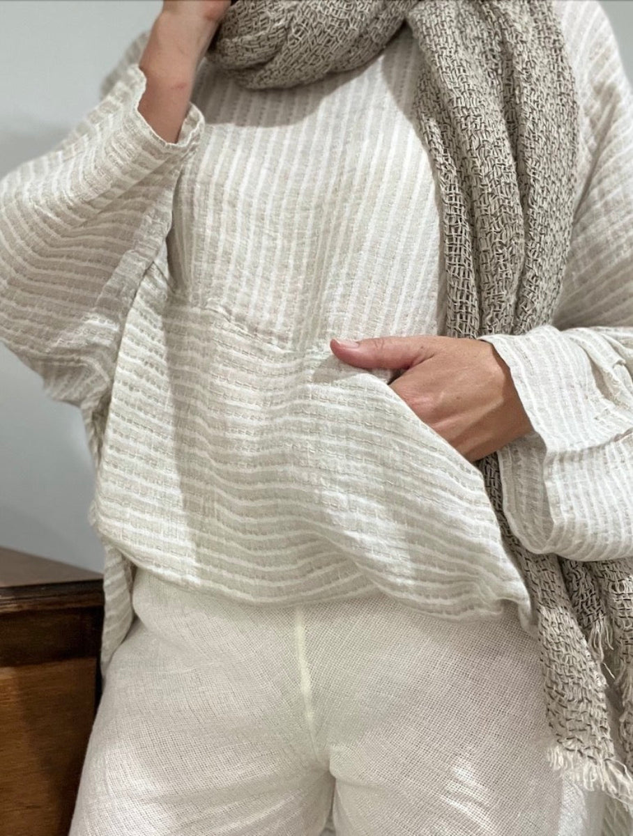 Estilo Emporio Nerano Top - LUXAMORE -Top-Estilo Emporio Italian Linen Nerano Top, made in Positano, Italy. Oversized, versatile, and sustainable for effortless elegance. Shop Estilo Emporio Tops.