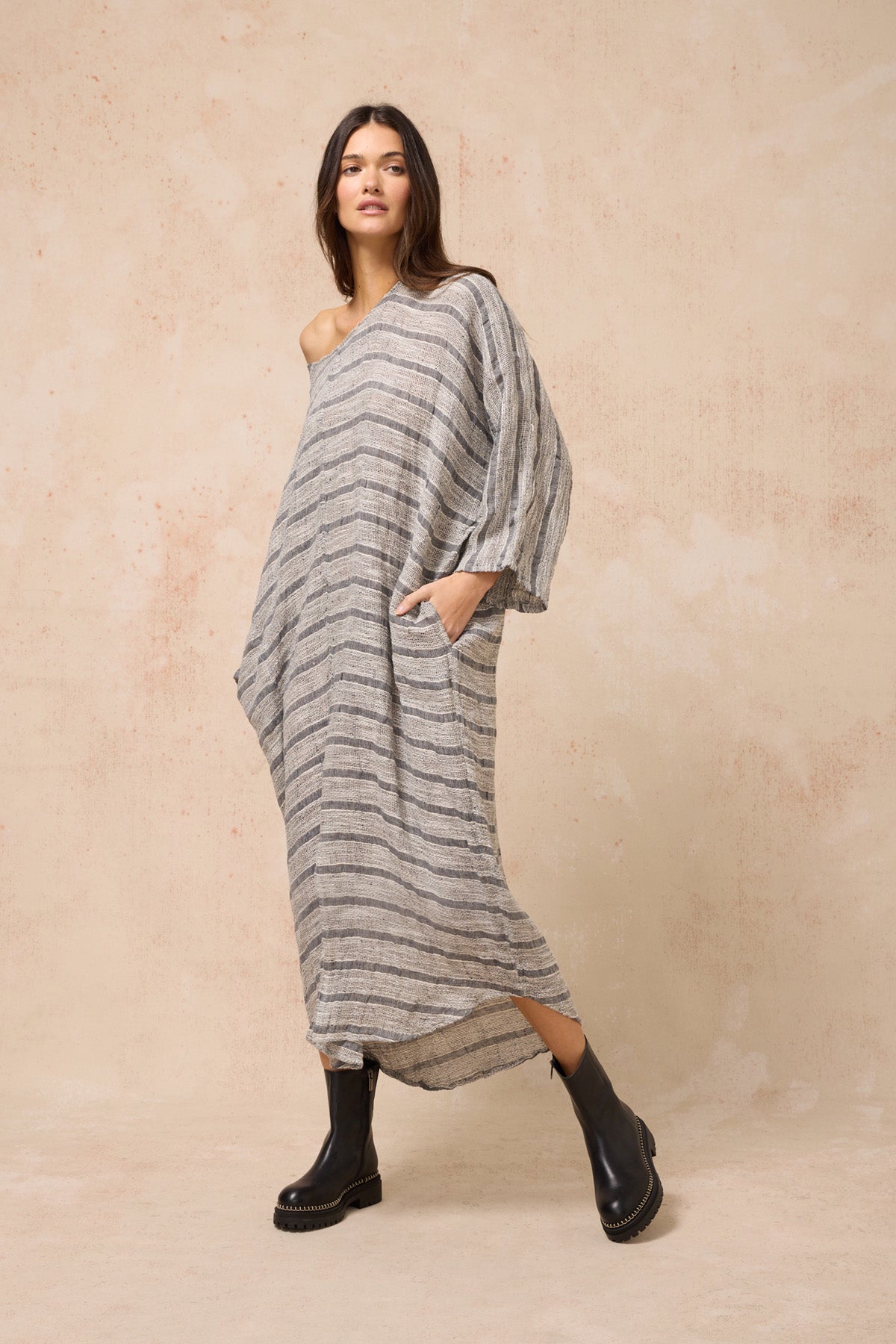 Estilo Emporio Neve Linen Dress - Vesuvio - LUXAMORE -Dress-Estilo Emporio Neve Linen Dress – Handcrafted in Positano from 100% Italian linen, this breezy maxi dress exudes effortless elegance and lightweight comfort.