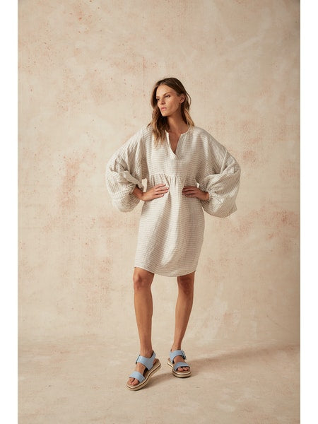 Estilo Emporio Stella Linen Dress - Lyla - LUXAMORE -Dress-Estilo Emporio Stella Dress, 100% Italian linen made in Positano. Featuring puff sleeves. Shop Estilo Emporio Dresses from Luxamore a stockist since 2016.