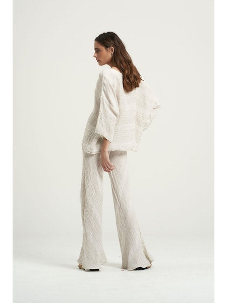 Estilo Emporio Tao Top - LUXAMORE -Tops-Estilo Emporio Tao Top This flattering top features a relaxed slightly cropped style perfect for layering. Shop Estilo Emporio Linen Tops at Luxamore.