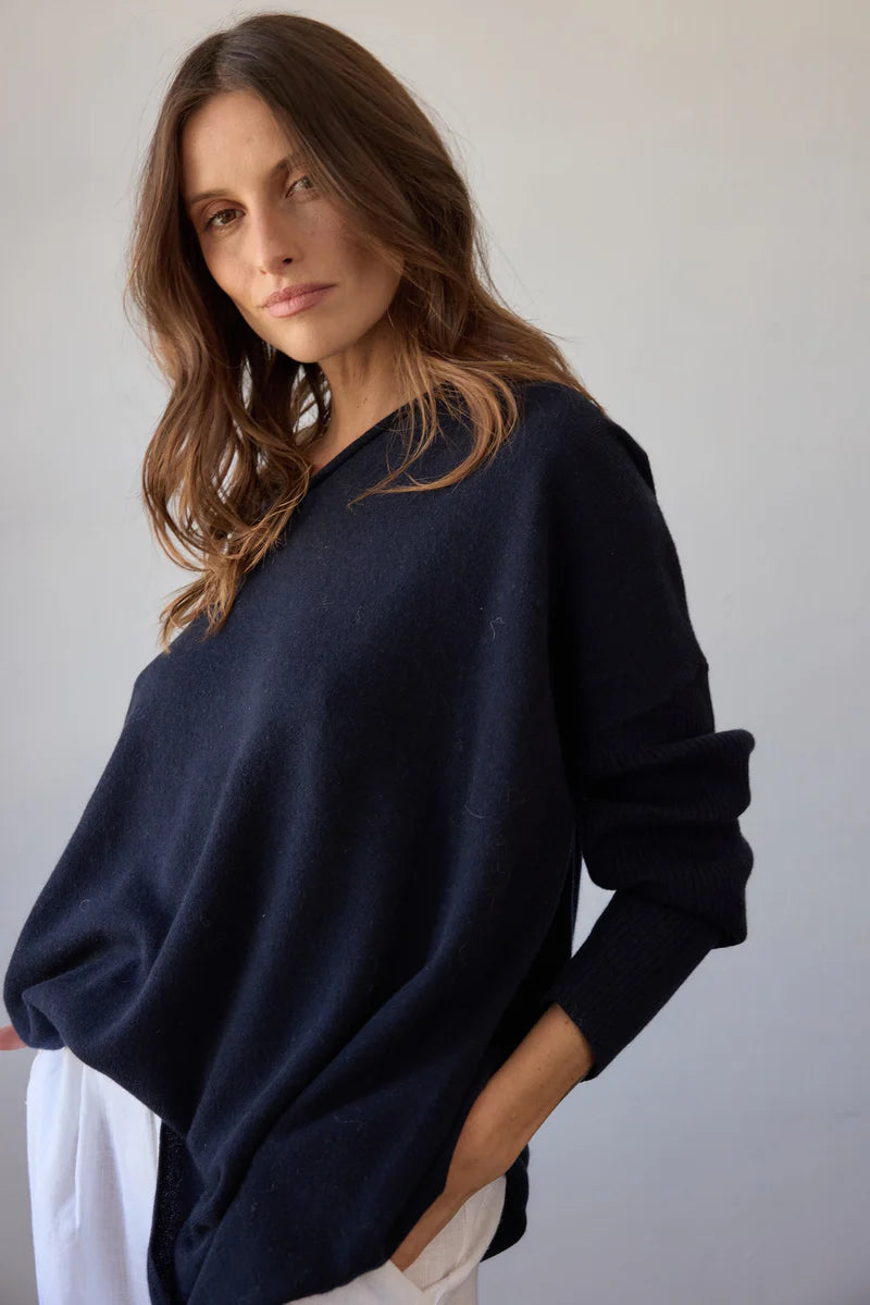Estilo Emporio Zoe Cashmere - Navy