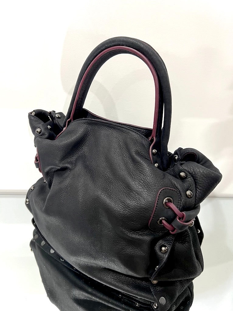 Jamin Puech Lucien Cross Body and Shoulder Bag - Black - LUXAMORE -Bag-Jamin Puech Lucien Cross Body and Shoulder Bag All the way from Paris, the Lucien bag is a Jamin Puech staple. Shop Jamin Puech Leather Bags at Luxamore