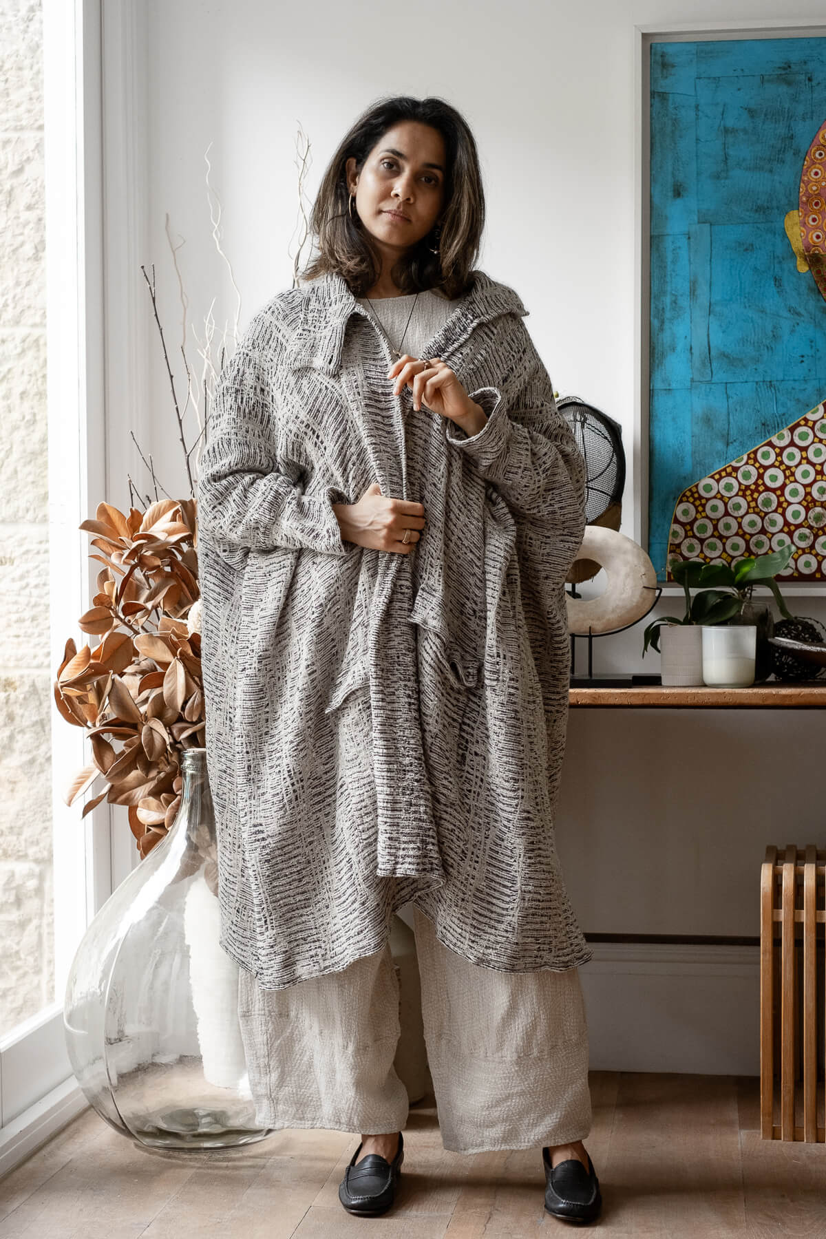 La Bottega di Brunella Cape Mantella Paloma - Sangria - LUXAMORE -Coat-La Bottega di Brunella Maglia Europa Fossil - Campagna linen top garments, designed and handcrafted in Italy. Shop La Bottega di Brunella Linen Tops at Luxamore