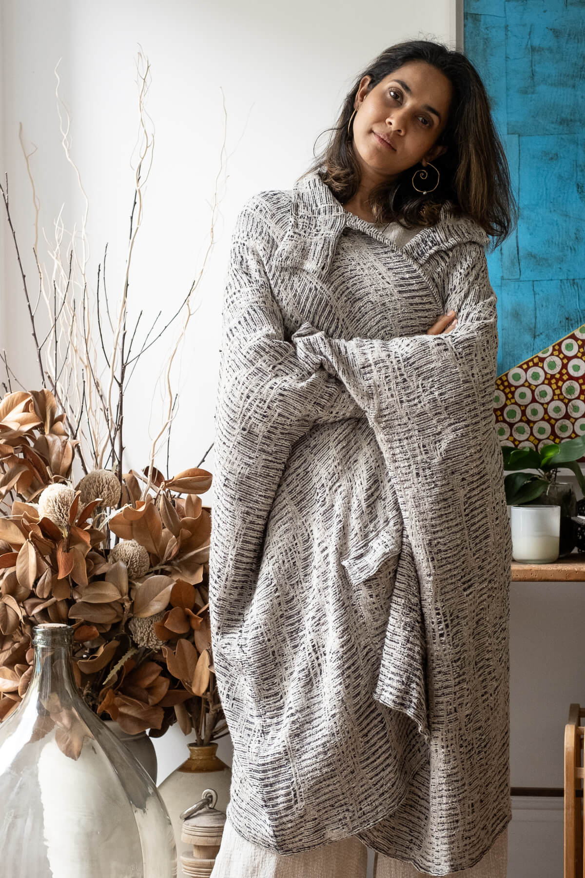 La Bottega di Brunella Cape Mantella Paloma - Sangria - LUXAMORE -Coat-La Bottega di Brunella Maglia Europa Fossil - Campagna linen top garments, designed and handcrafted in Italy. Shop La Bottega di Brunella Linen Tops at Luxamore