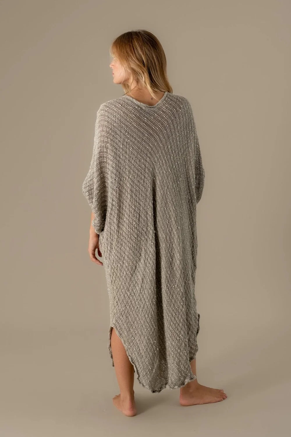 Person wearing La Bottega di Brunella Linen Dress VESTITO FAUSTA - Campagna Luxor linen dress LUXAMORE 