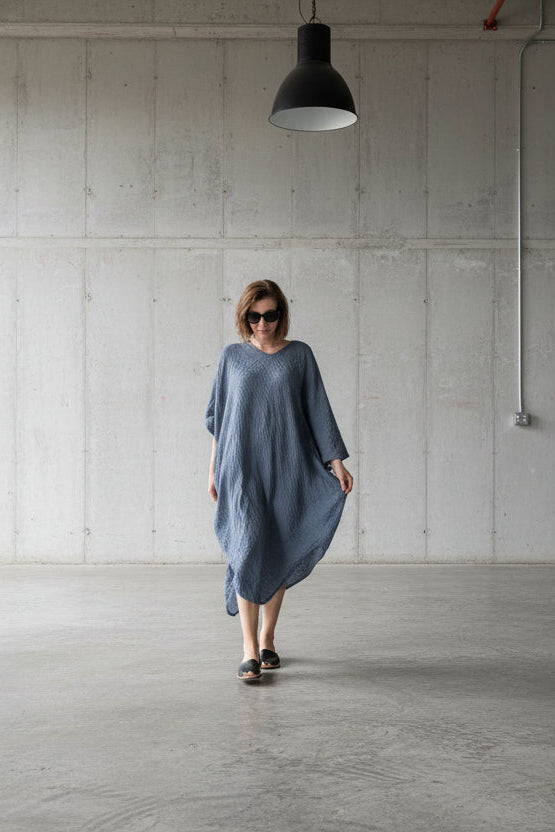 women wearing La Bottega di Brunella Linen Dress VESTITO FAUSTA - Garza Egitto Dress LUXAMORE 