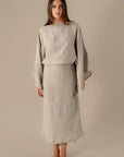 Woman Wearing La Bottega di Brunella Linen Dress VESTITO MOSE' - Battista linen dress LUXAMORE 