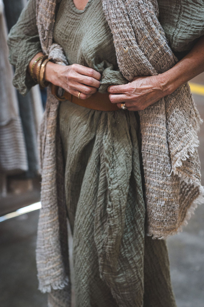 women wearing La Bottega di Brunella Linen Dress Vestito Fausta Garzata - Fossil Dress LUXAMORE 