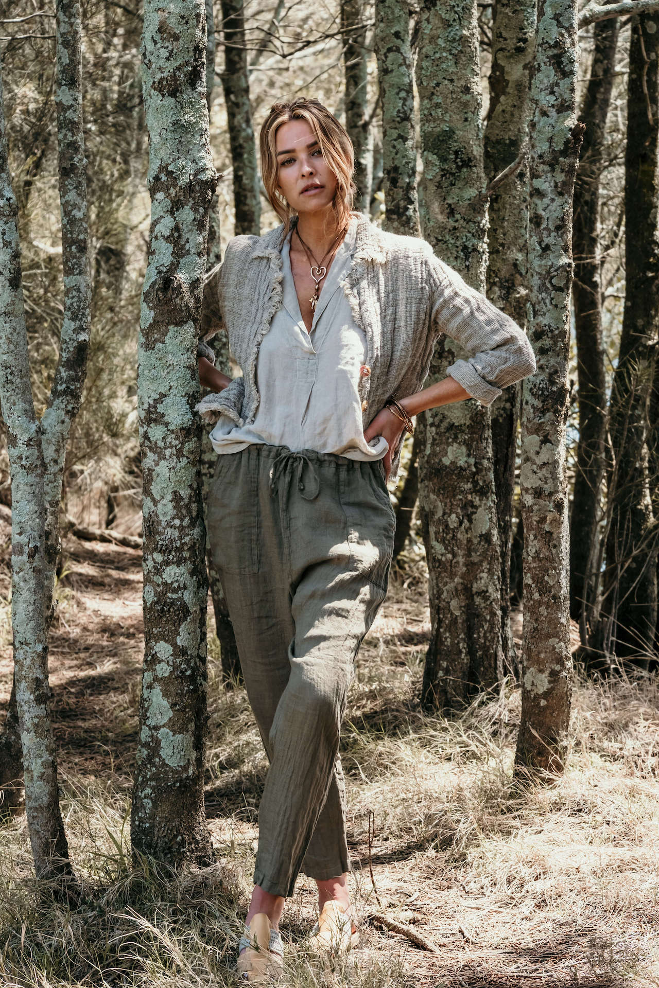 La Bottega di Brunella Pants Agathos Battista - Pants Fossil - LUXAMORE -Pants-La Bottega di Brunella Pantalone Agathos Battista designed and handcrafted in Italy. Made by artisans that embodies luxury shop La Bottega di Brunella