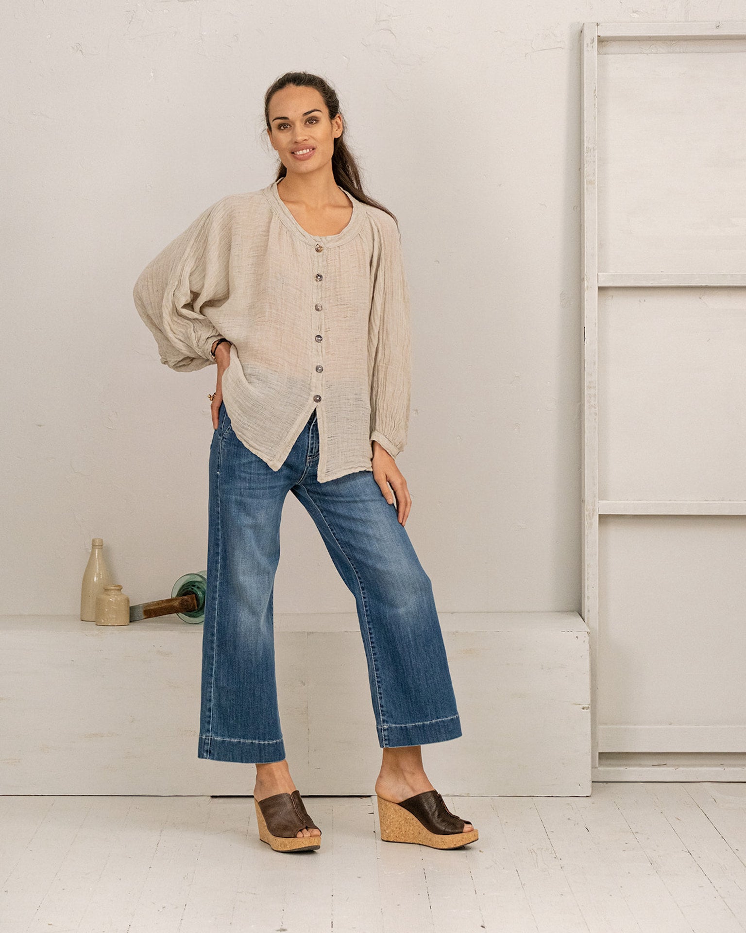 La Bottega di Brunella Top Camicia Zolla - Garzata Nero - LUXAMORE -Tops-La Bottega di Brunella Camicia Zolla – Nero handcrafted linen tops made in Italy. Ethically woven with natural fibers. Explore La Bottega di Brunella’s linen tops.