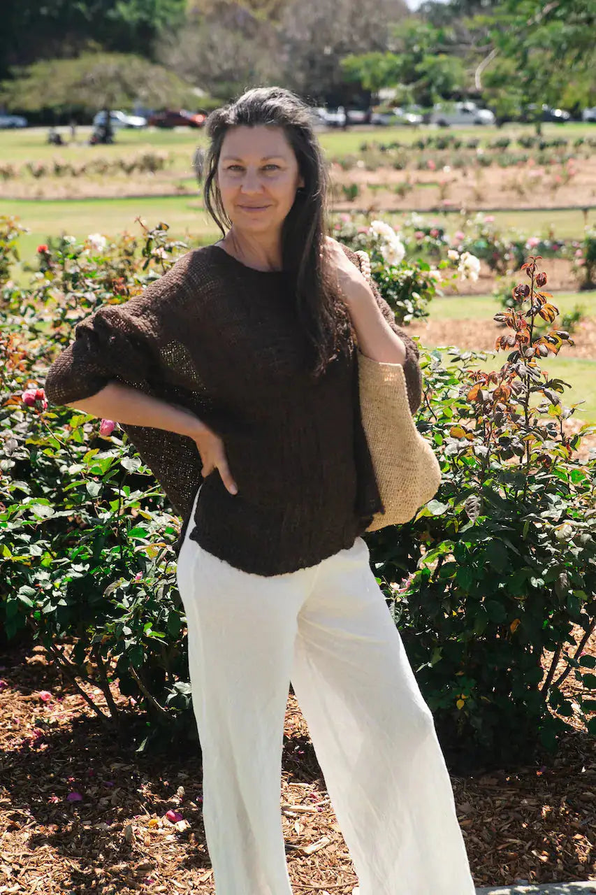 Woman Wearing La Bottega di Brunella Top Maglia Bonta - Campagna Chocolate - Tops LUXAMORE