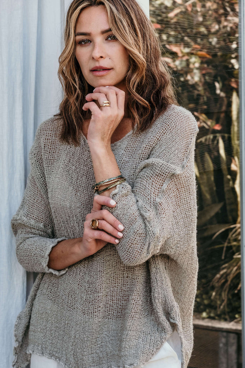 La Bottega di Brunella Top Maglia Bonta - Campagna Naturale - LUXAMORE -Tops-La Bottega di Brunella Maglia Bontà – handcrafted linen tops made in Italy. Ethically woven with natural fibers. Explore La Bottega di Brunella’s linen tops today.