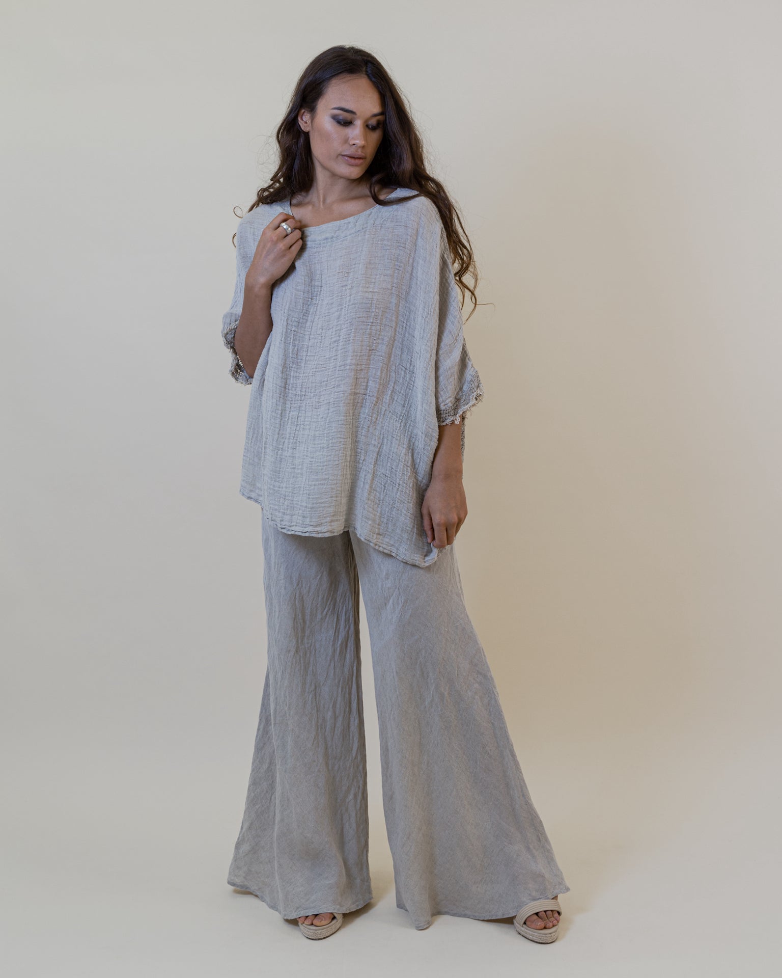 La Bottega di Brunella Top Maglia Corsara - Campagna Naturale - LUXAMORE -Tops-La Bottega di Brunella Maglia Corsara – handcrafted linen tops made in Italy. Ethically woven with natural fibers. Explore La Bottega di Brunella’s linen tops today.