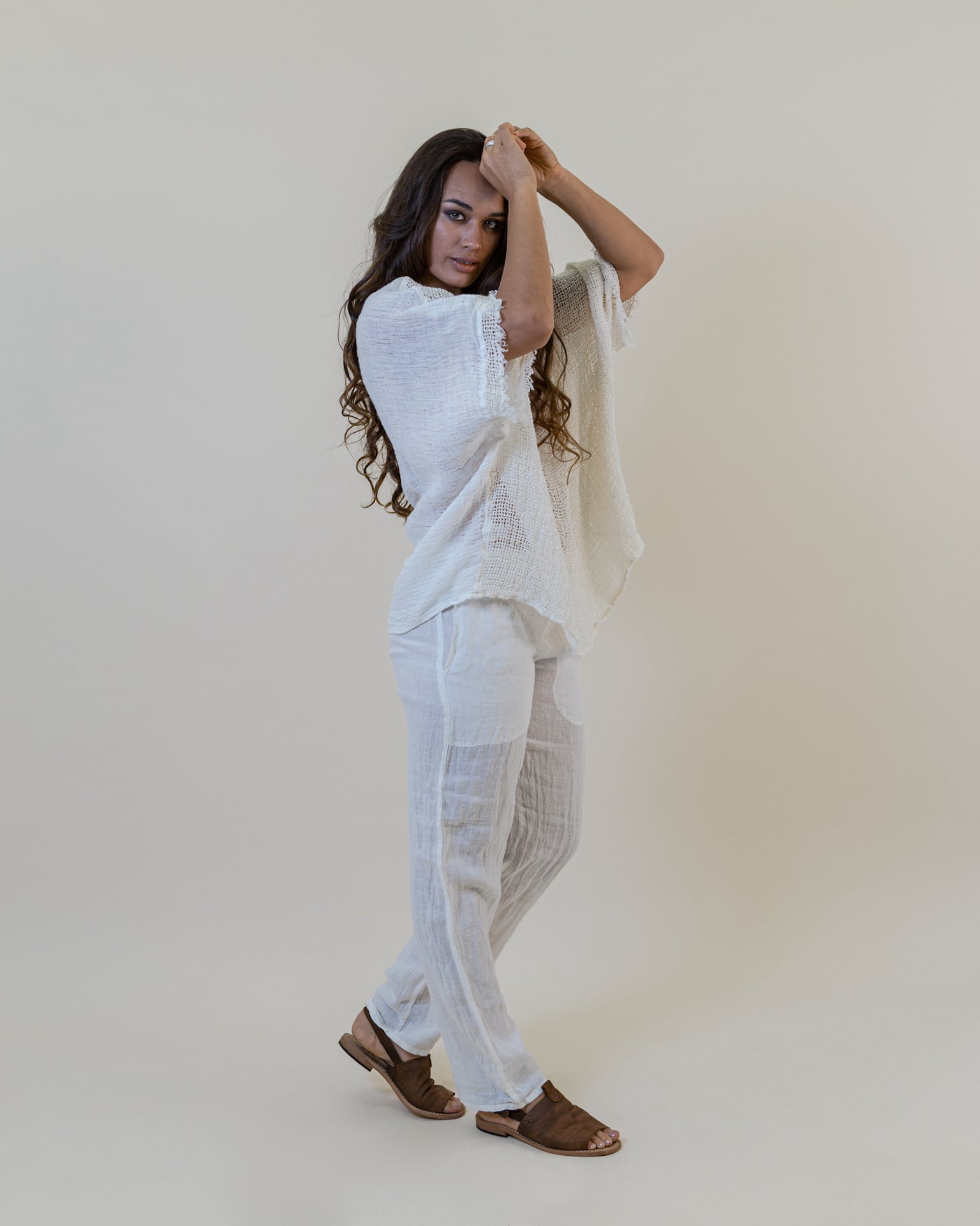 La Bottega di Brunella Top Maglia Corsara - Campagna latte - LUXAMORE -Tops-La Bottega di Brunella Maglia Corsara Latte – handcrafted linen tops made in Italy. Ethically woven with natural fibers. Explore La Bottega di Brunella’s linen tops today.