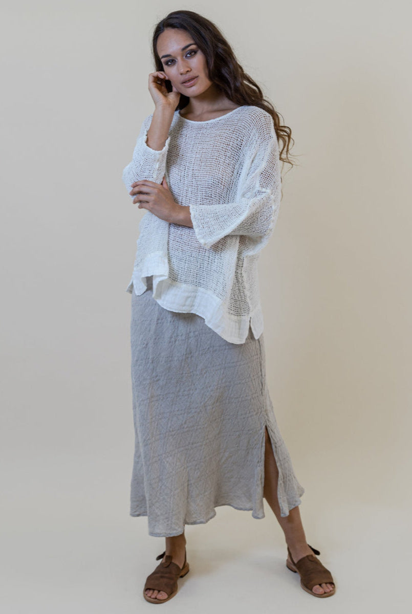 La Bottega di Brunella Top Maglia Europa - Campagna Latte - LUXAMORE -Tops-La Bottega di Brunella Maglia Europa - Campagna linen top garments, designed and handcrafted in Italy. Shop La Bottega di Brunella Linen at Luxamore.