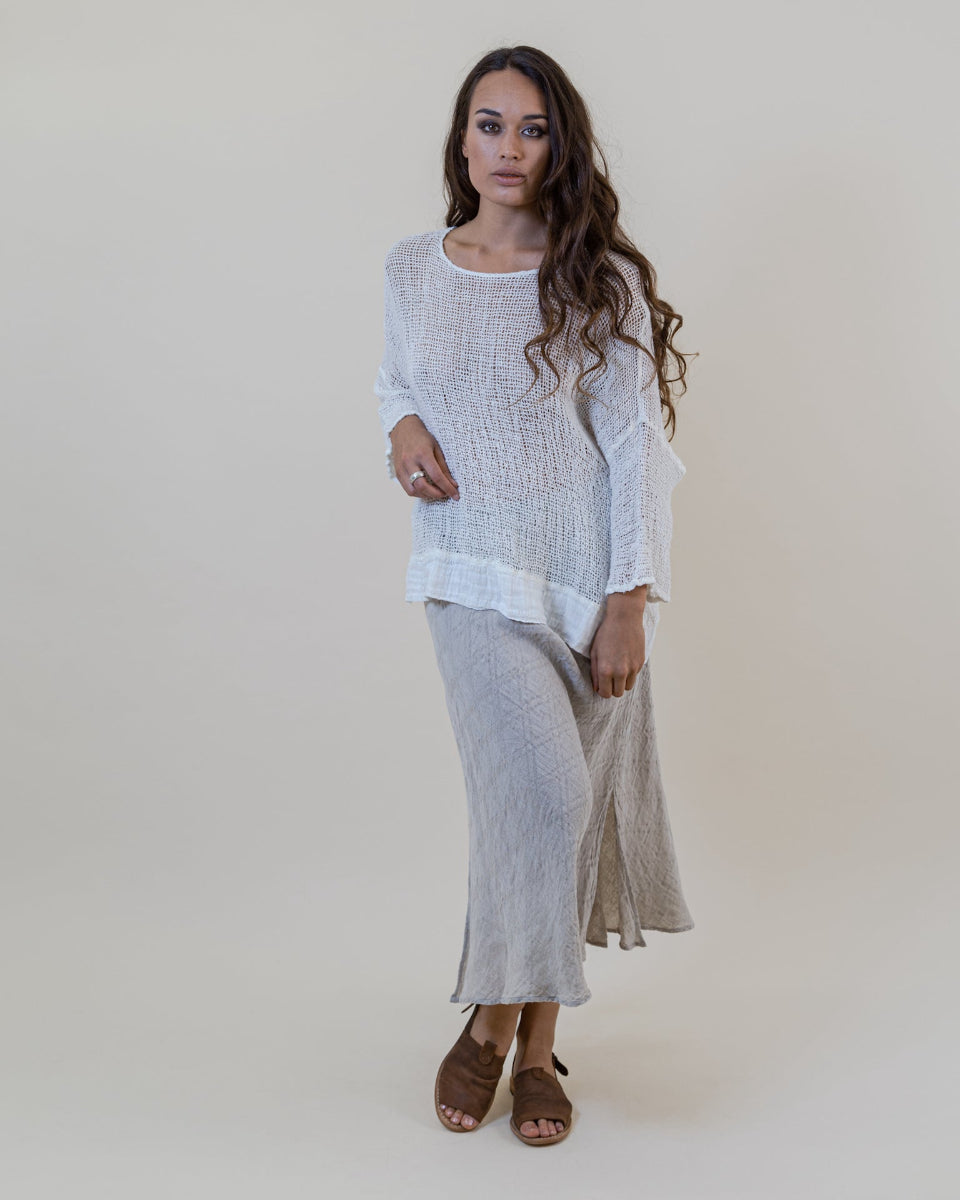 La Bottega di Brunella Top Maglia Europa - Campagna Latte - LUXAMORE -Tops-La Bottega di Brunella Maglia Europa - Campagna linen top garments, designed and handcrafted in Italy. Shop La Bottega di Brunella Linen at Luxamore.
