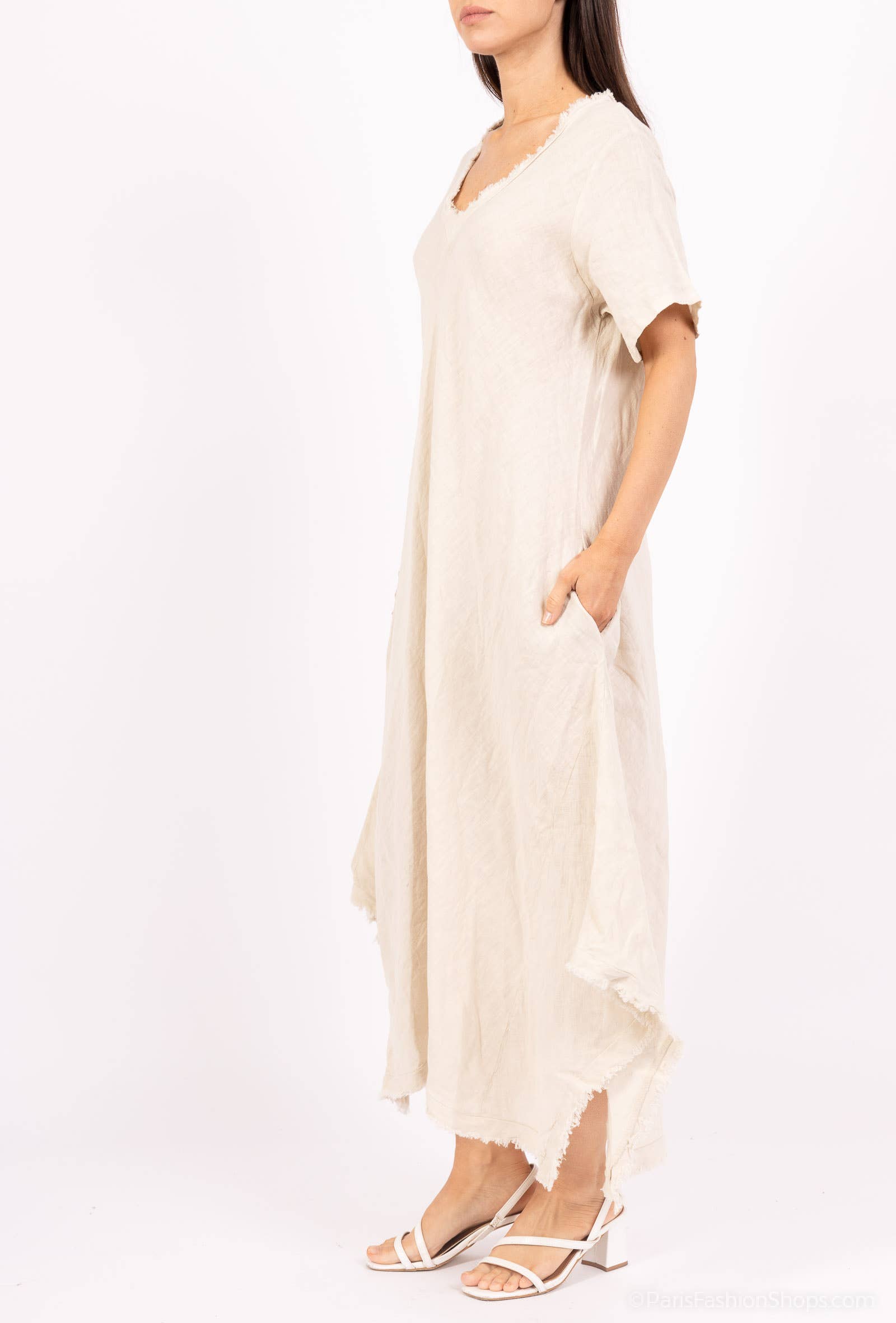 Woman Wearing Linen Dress Bias Cut Maxi Made in Italy - Navy - Dress LUXAMORE